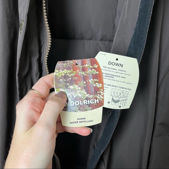 NWT Woolrich Chocolate Duck Down 4510 Coyote Fur Coat Size Medium - Picture 6 of 11